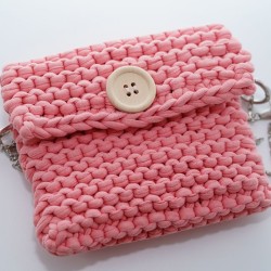 Sac rose crochet